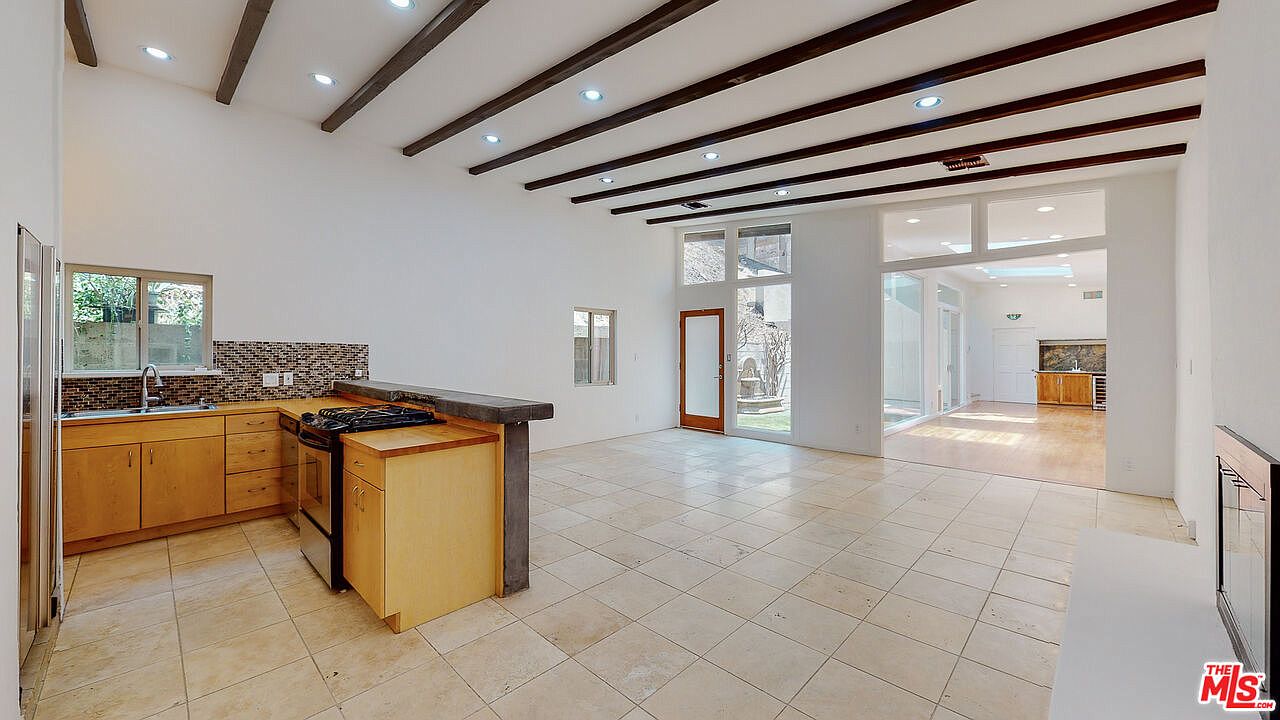 AIM Law Group Beverly Hills,  Office