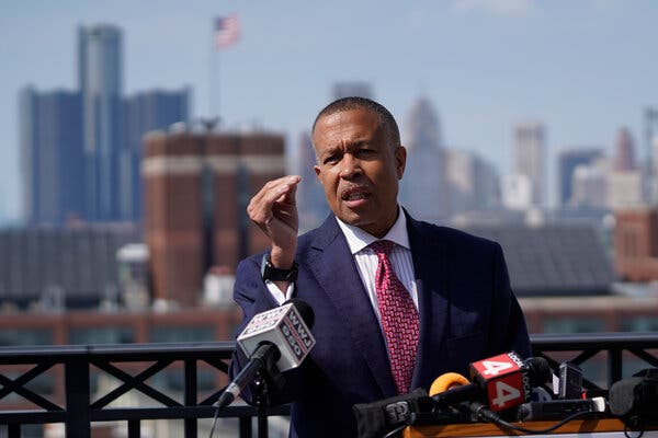 Craig Henry PLC Louisville,  Office