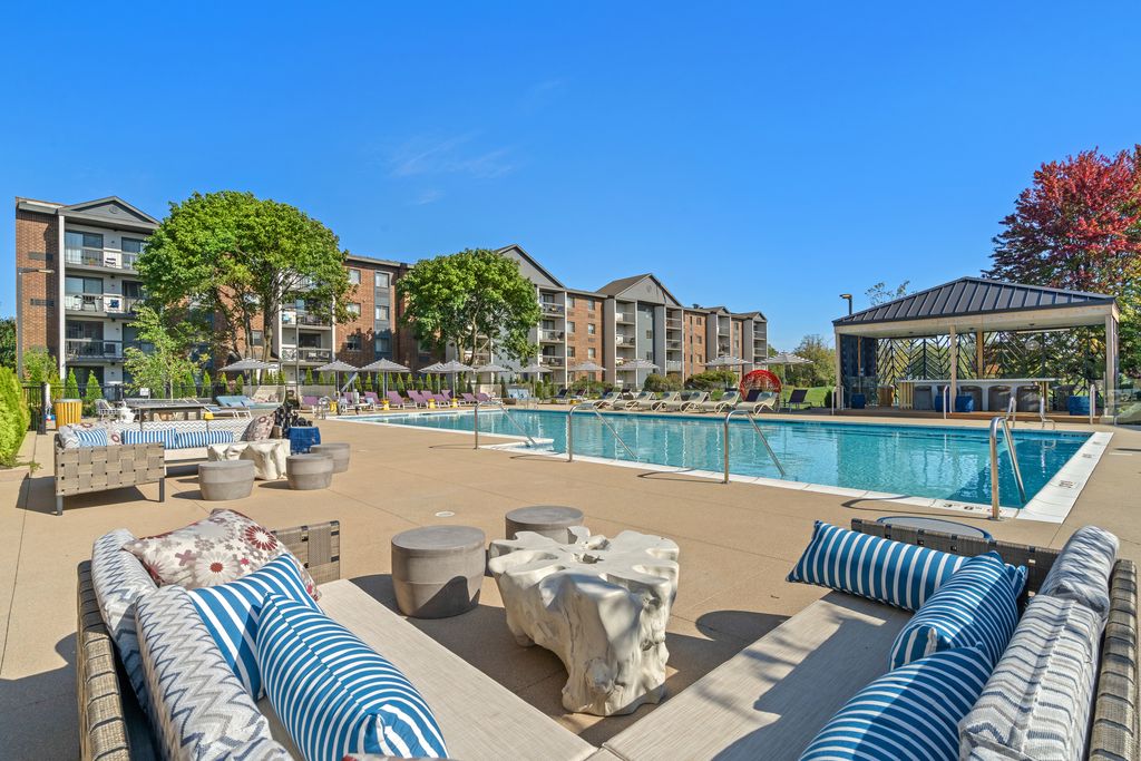 Atlas Consumer Law Lombard,  Office