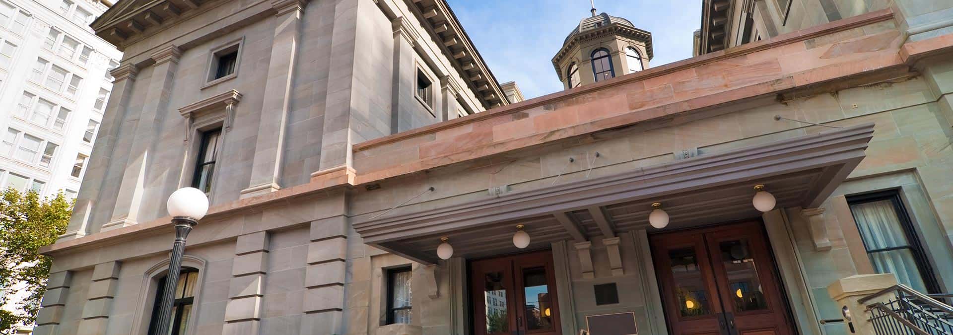 Dunn Carney LLP Portland, OR Office