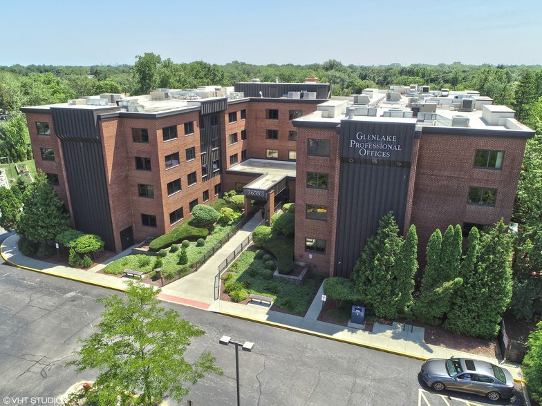 Santacruz Associates Glenview, IL Office
