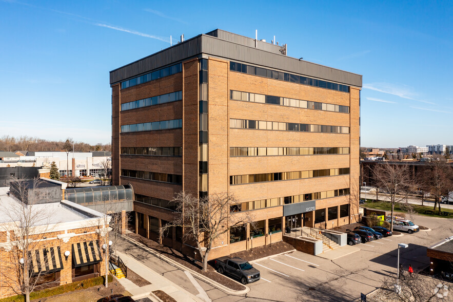Fragomen, Del Rey, Bernsen & Loewy, LLP, Troy, MI Office
