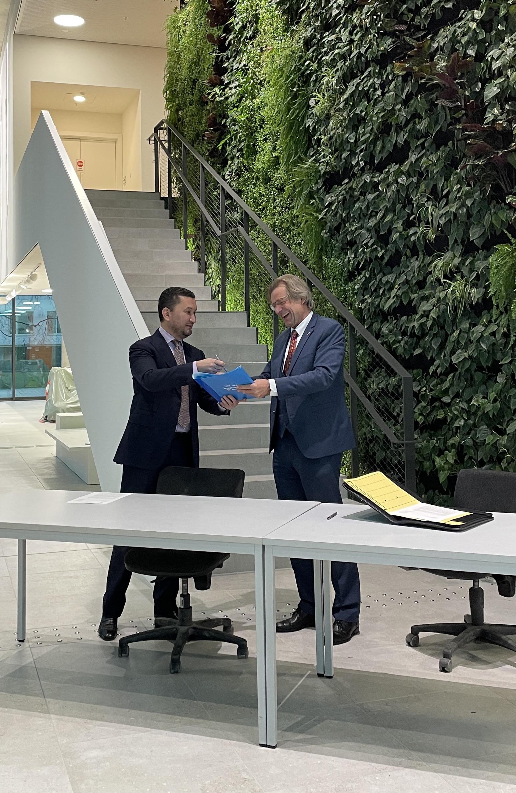 Redeker Sellner Dahs Bonn, Germany Office