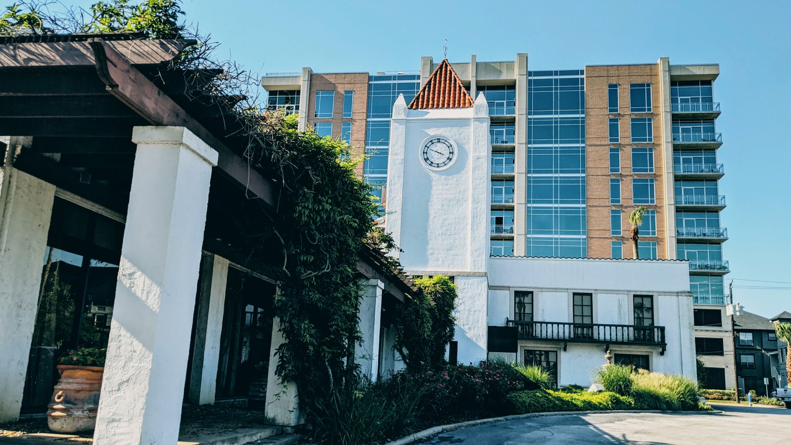 Doyle Dennis LLP Trial Lawyers Houston,  Office