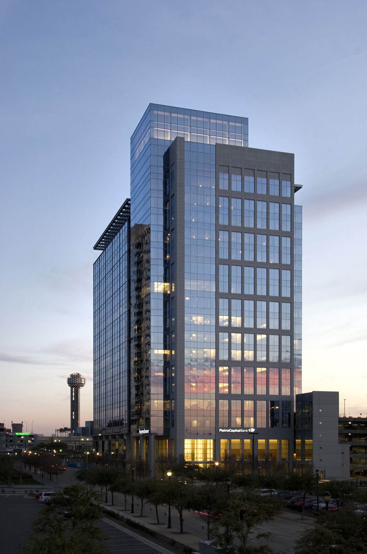 Haynes and Boone LLP Dallas, TX Office