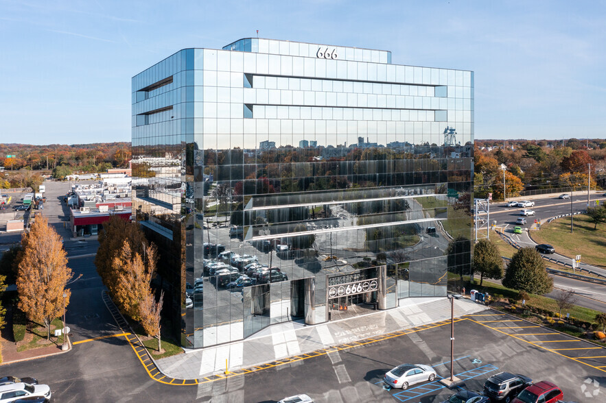 Avenue Law Firm Garden City, NY Office