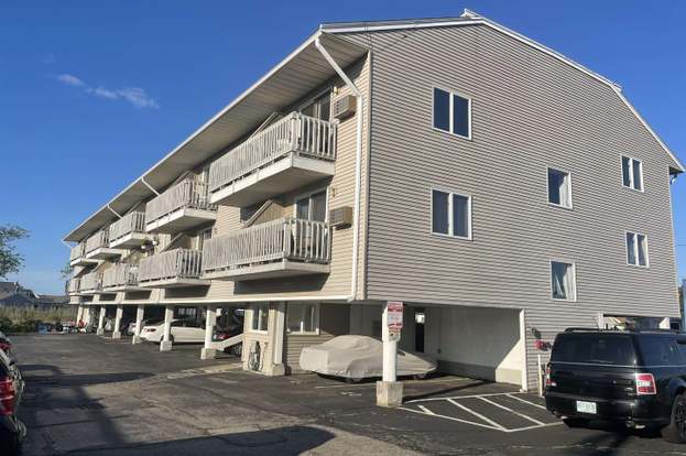 Zumbado & Elmore Hampton, NH Office