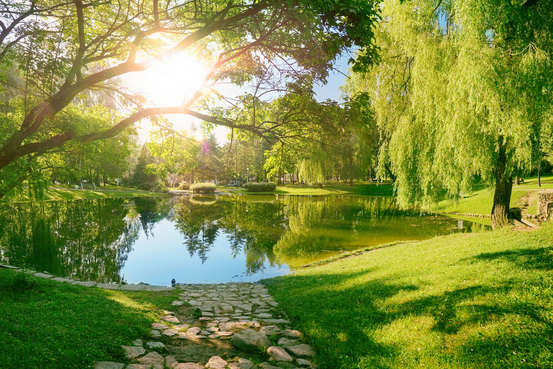 Hill Dickinson LLP London, United Kingdom Office