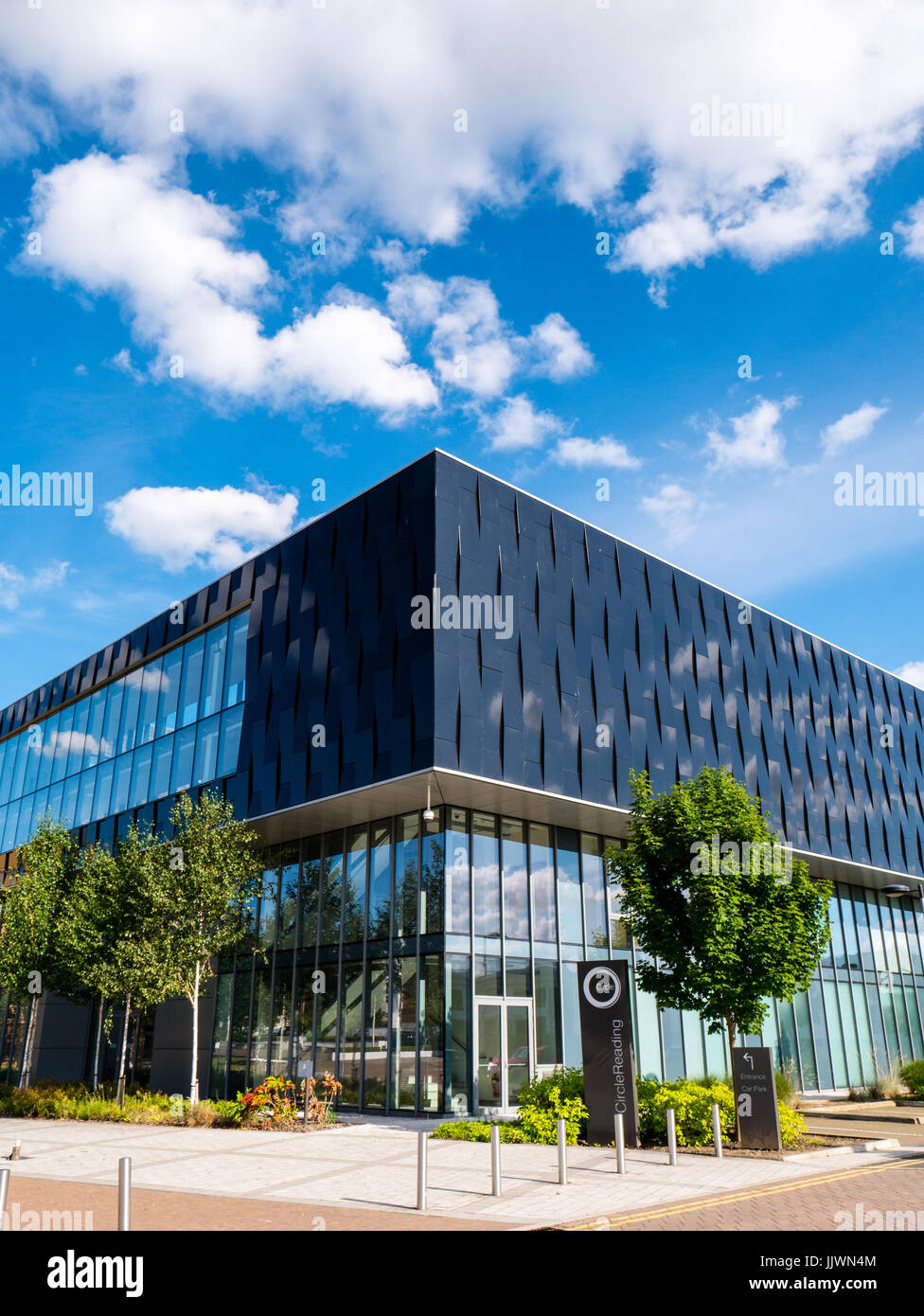 Broadfield Reading, UK-England Office