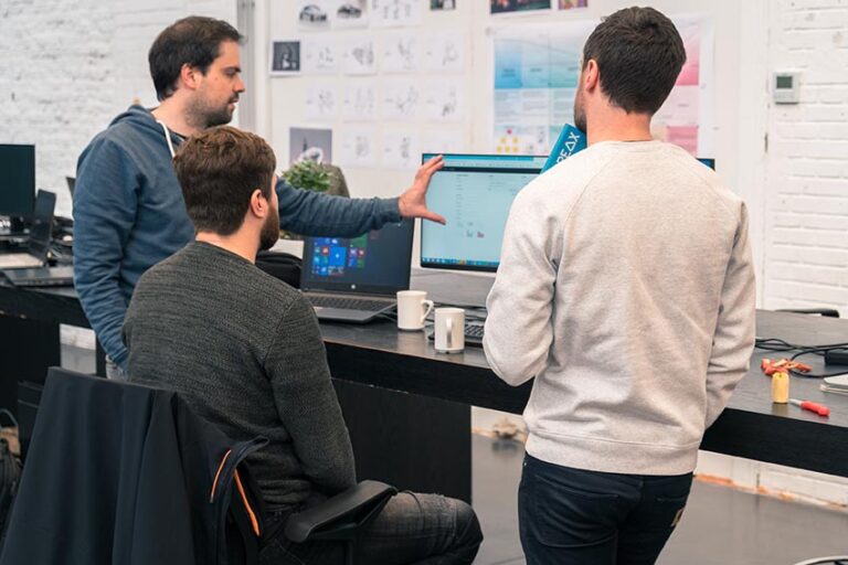 Eubelius Kortrijk,  Office