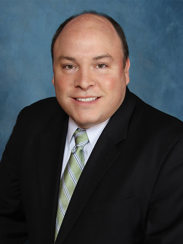 Law offices of Kenneth M Devaney Lake Bluff,  Office