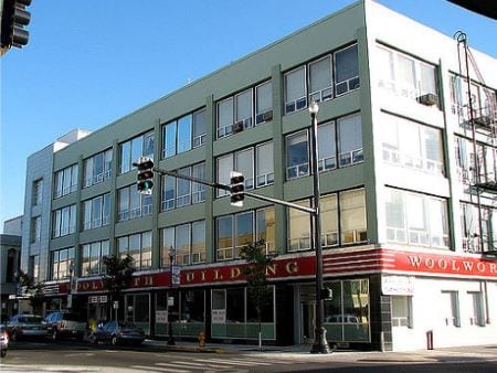 Shlesinger & deVilleneuve Attorneys PC Grants Pass, OR Office