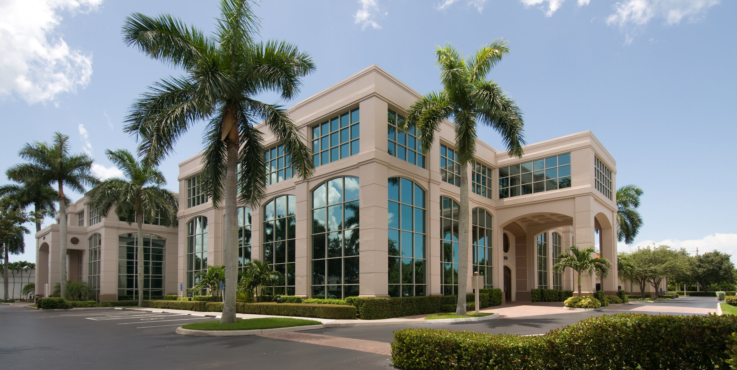 THOMPSON LEWIS LAW FIRM, PLLC Naples,  Office