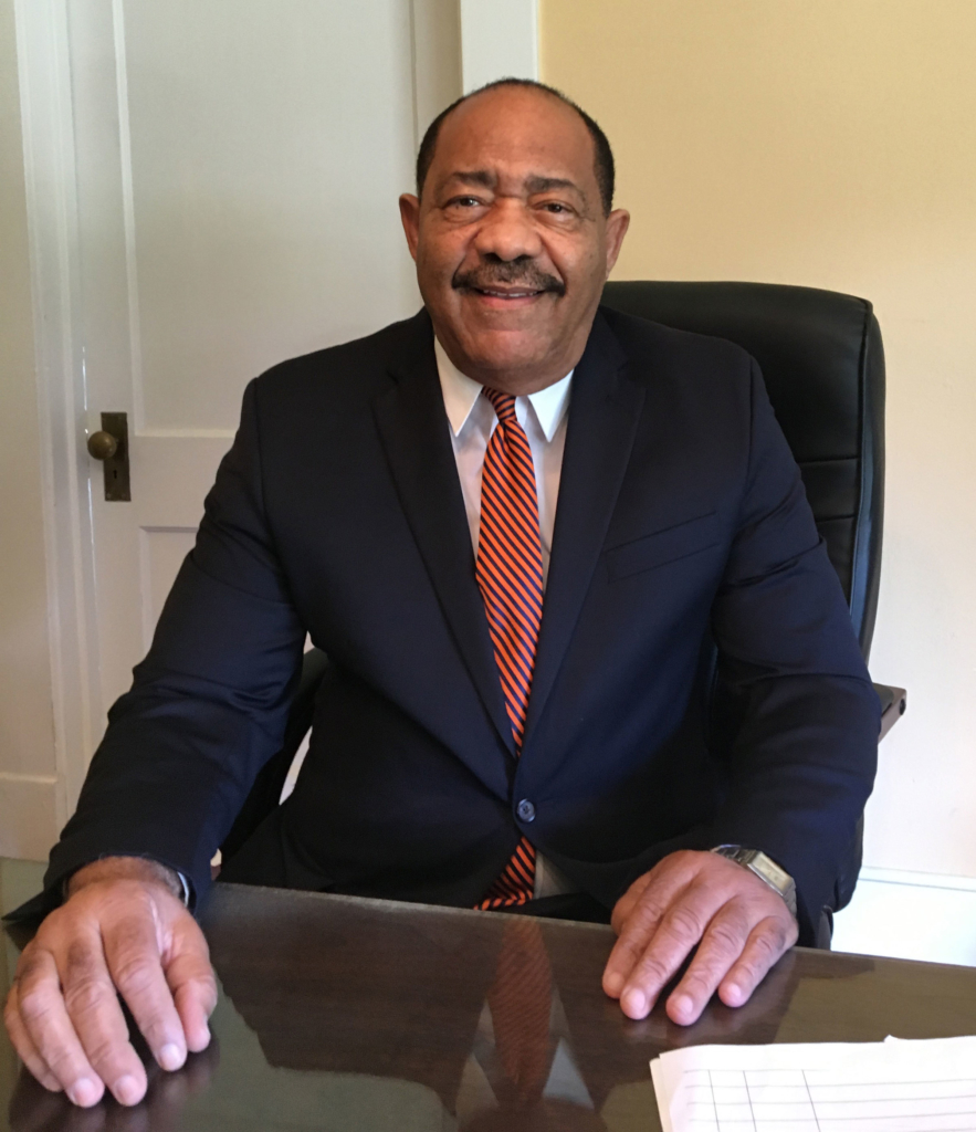 Howard Gunn, Attorney at Law Aberdeen,  Office