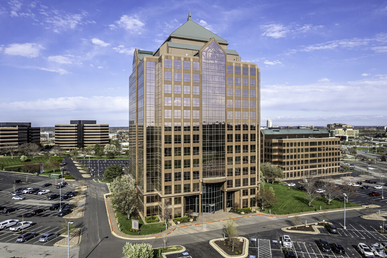 Mullins & McMillan, P.A Lenexa, KS Office