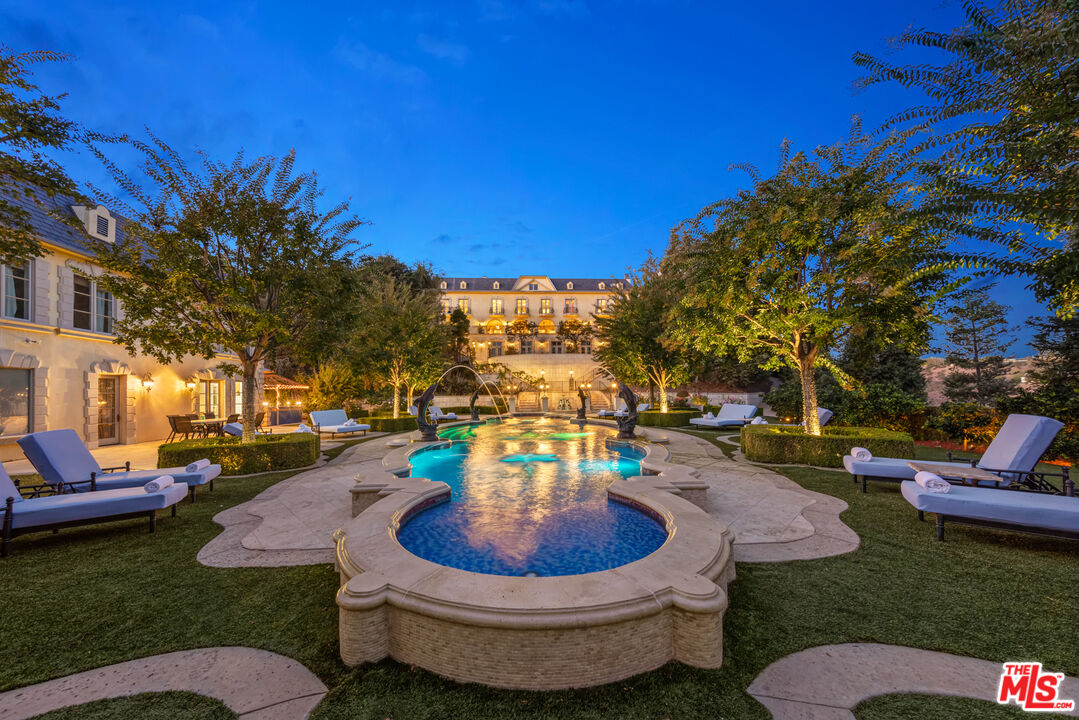 Davies & Associates LLC Marina del Rey, CA Office