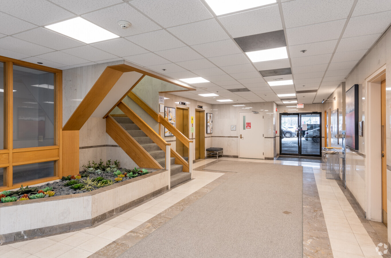 Tennant & Ewer, P.C Newton, MA Office