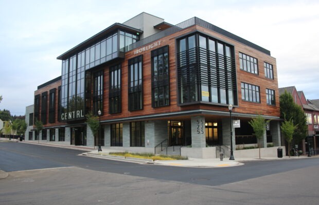 Seifer, Yeats, Zwierzynski & Gragg, LLP Lake Oswego, OR Office