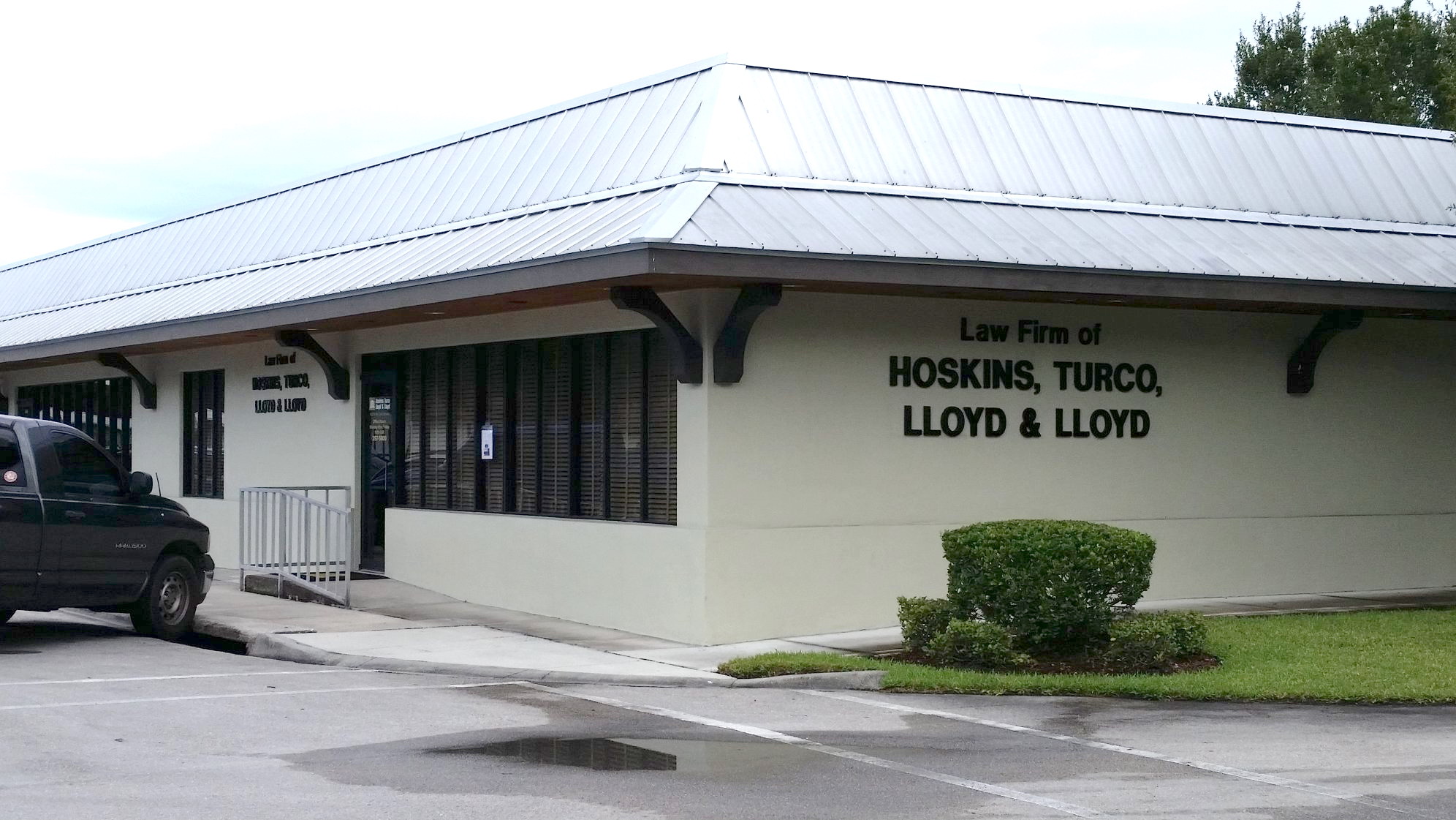 Hoskins, Turco, Lloyd & Lloyd Okeechobee, FL Office