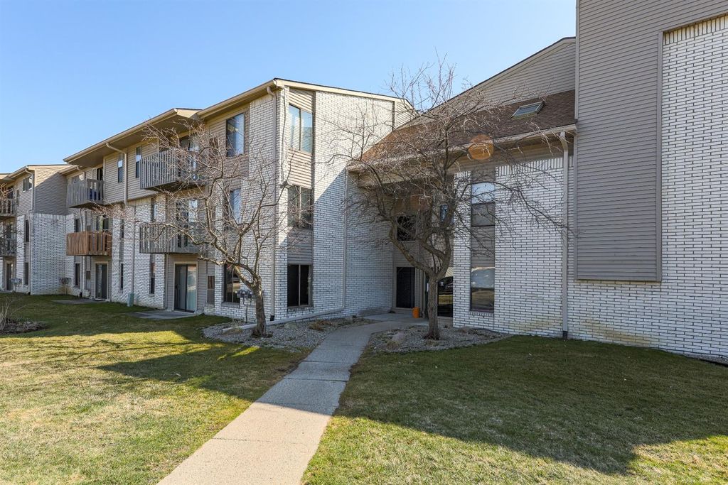 Young, Garcia & Quadrozzi, PC Farmington Hills, MI Office