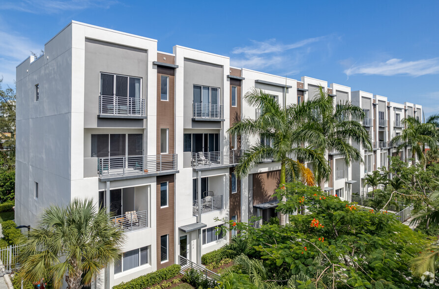 Nicholson & Eastin, LLP Fort Lauderdale,  Office