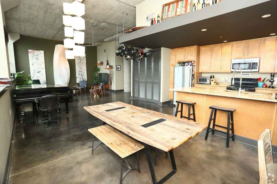 Wood & Associates PLLC Lansing, MI Office