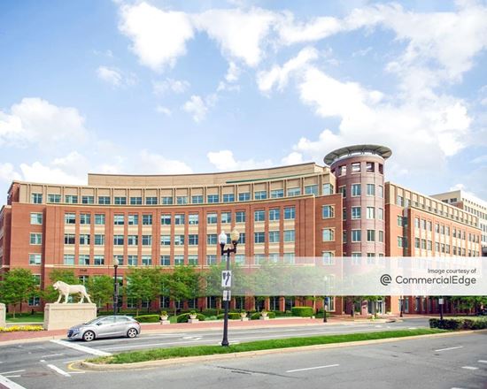 Oblon, McClelland, Maier & Neustadt, L.L.P Alexandria, VA Office