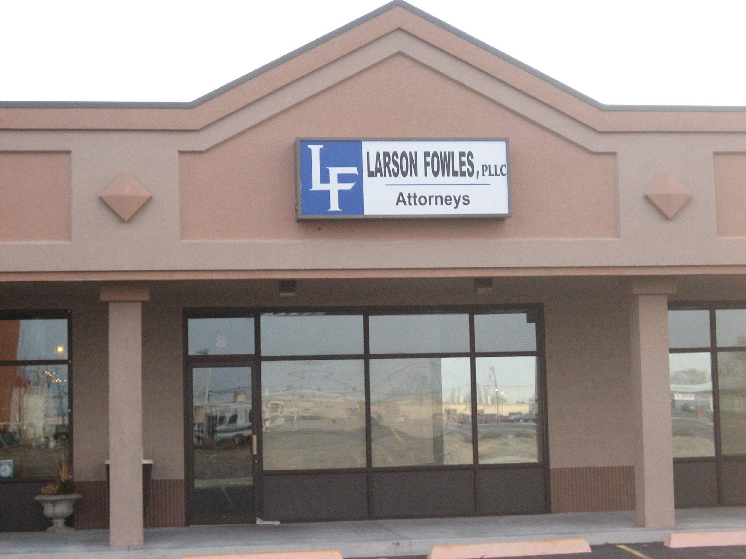 Larson Fowles, PLLC Moses Lake,  Office