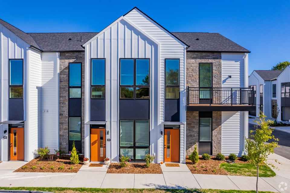 Kaiser Holahan, LLC Hartland,  Office