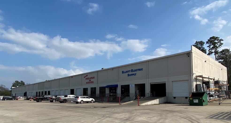 Elliott & Little Conroe,  Office