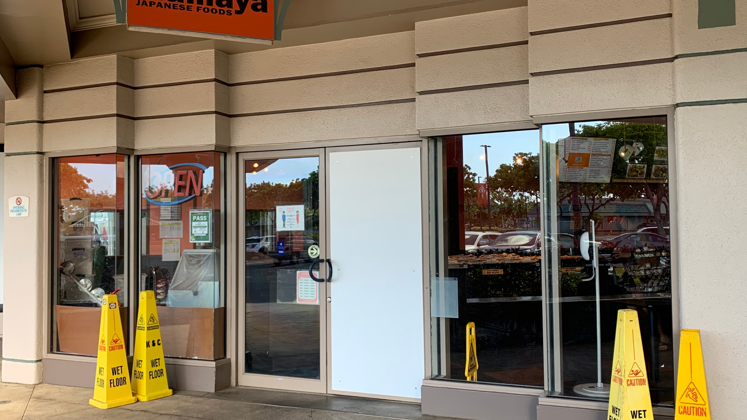 Dean Choy Honolulu,  Office