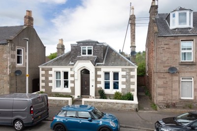 Blackadders Kirriemuir, UK-Scotland Office