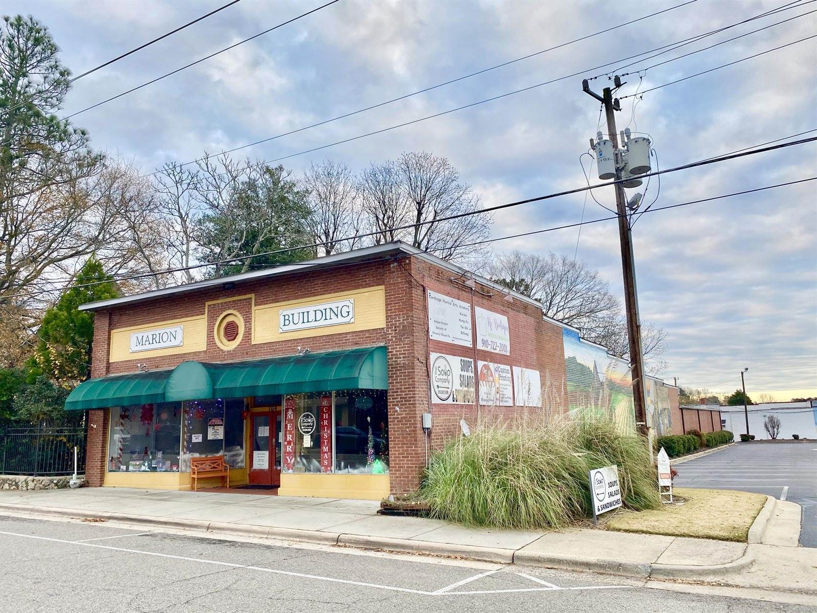 Arthur M. Blue Law Office, P.A Carthage,  Office