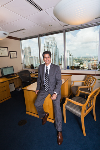 Law Offices of Santiago J. Padilla, Attorney At Law Miami, FL Office