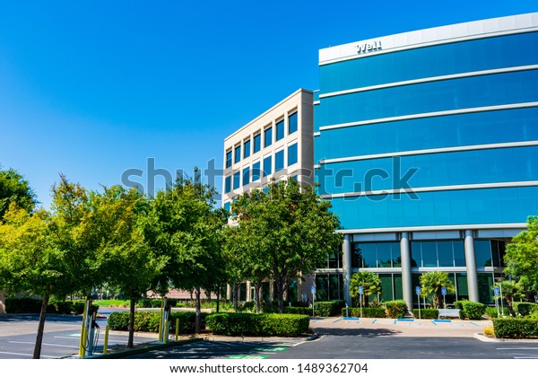 Weil, Gotshal & Manges LLP Redwood Shores, CA Office