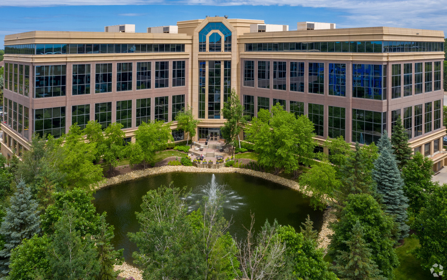 Huffman, Usem, Crawford, Greenberg & Smith P.A Golden Valley,  Office