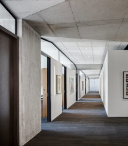 Davies Ward Phillips & Vineberg LLP Toronto, Canada Office