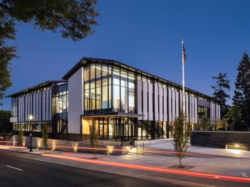 Epps & Gilroy LLP Lake Oswego, OR Office