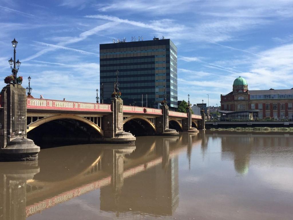 Temple Chambers Newport, UK-Wales Office