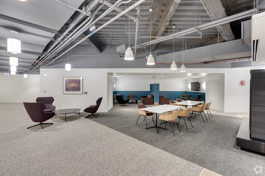 Leech Tishman Fuscaldo & Lampl LLC Oak Brook, IL Office