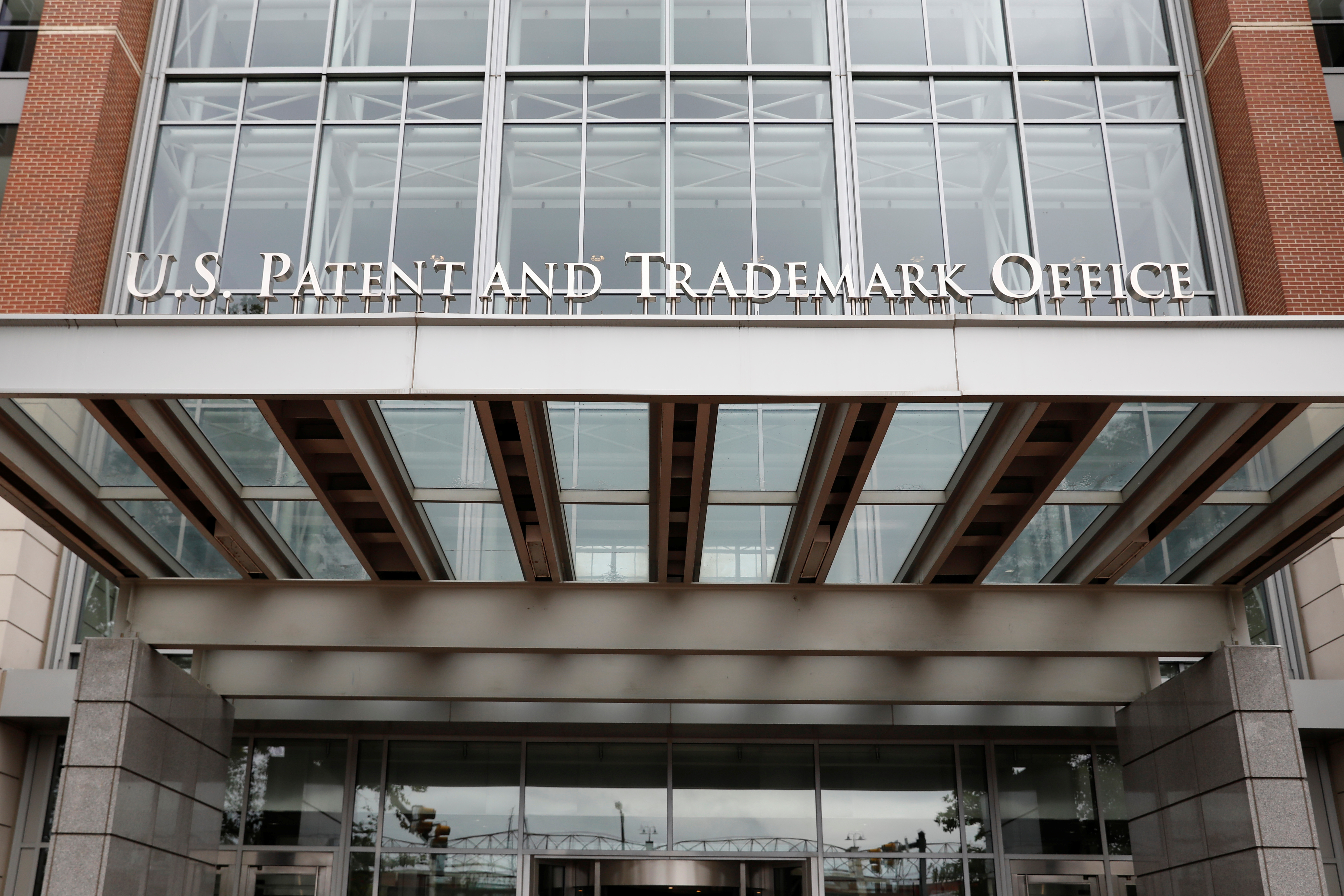 Blake Immigration Law Alexandria,  Office