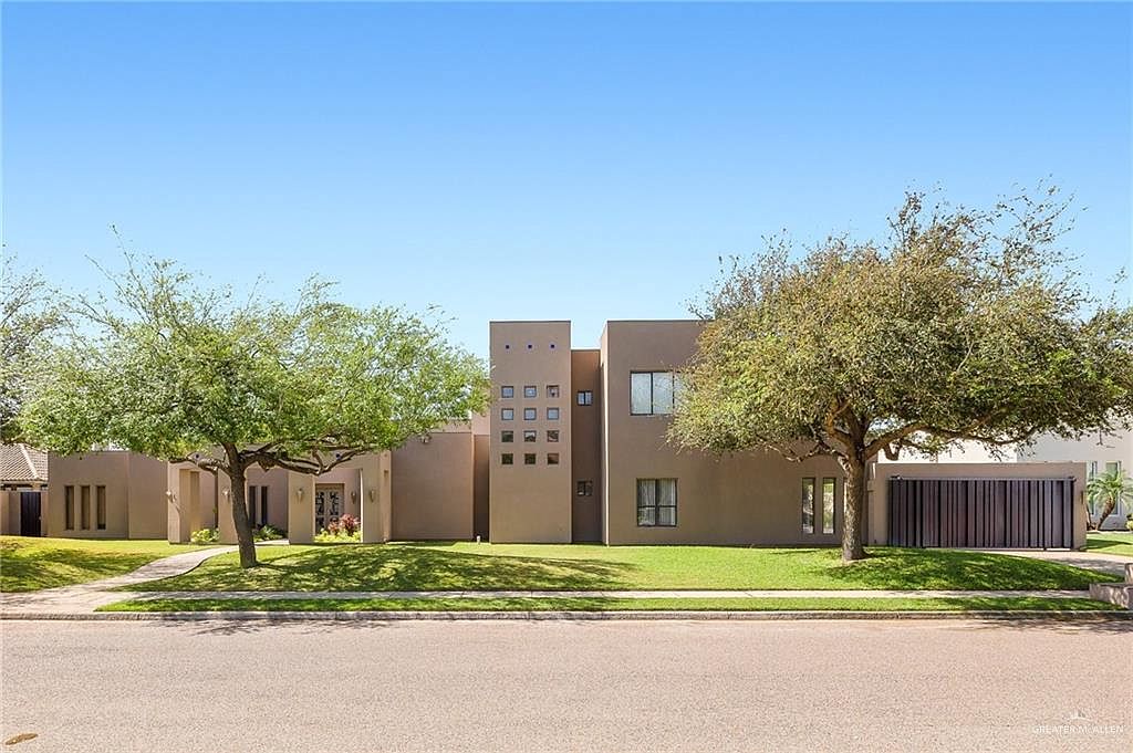 Salinas Law Firm McAllen, TX Office