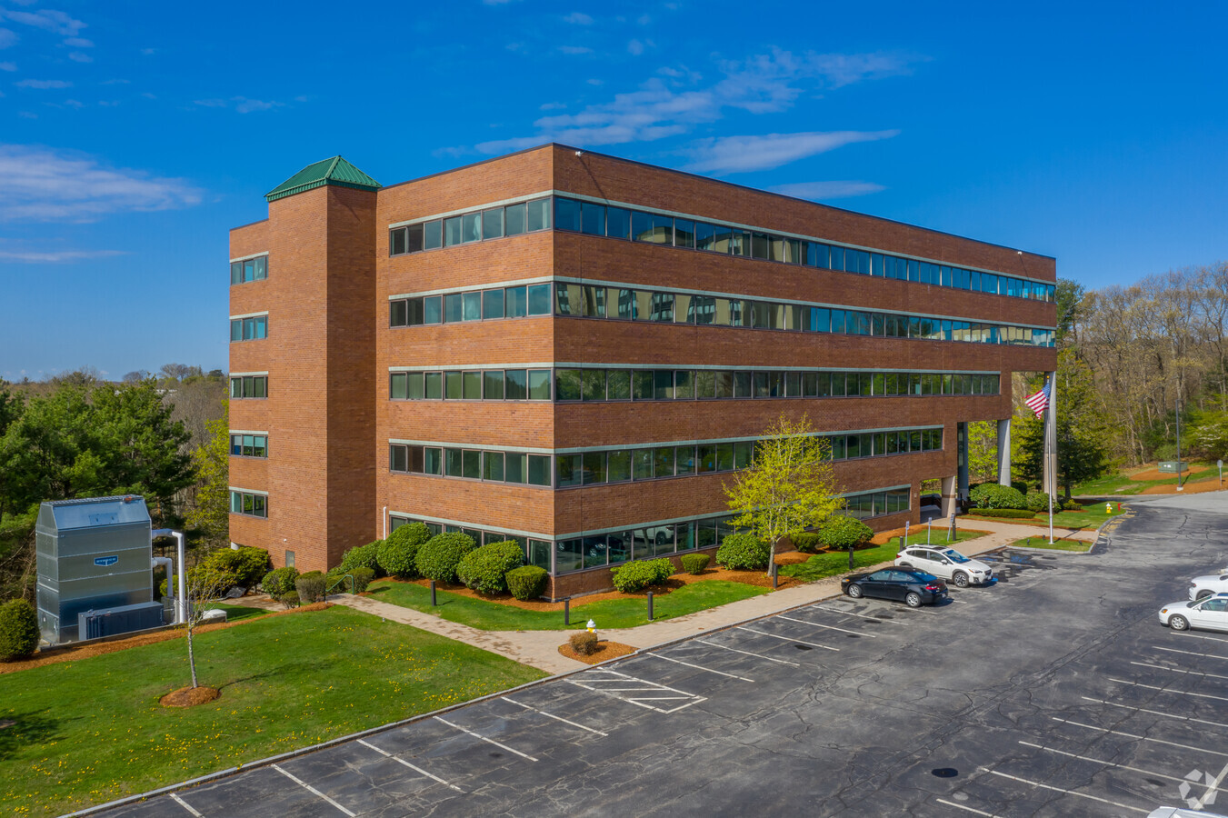 Lyons & Tzanoudakis, LLP Danvers,  Office