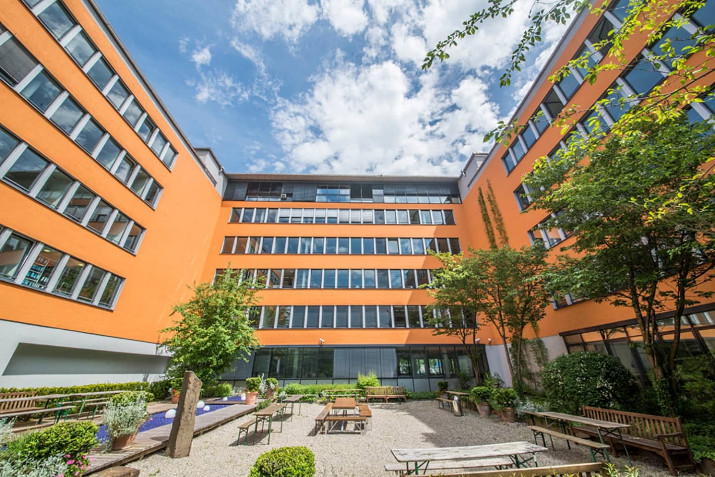 Herbert Smith Freehills Kramer LLP Berlin, Colombia Office