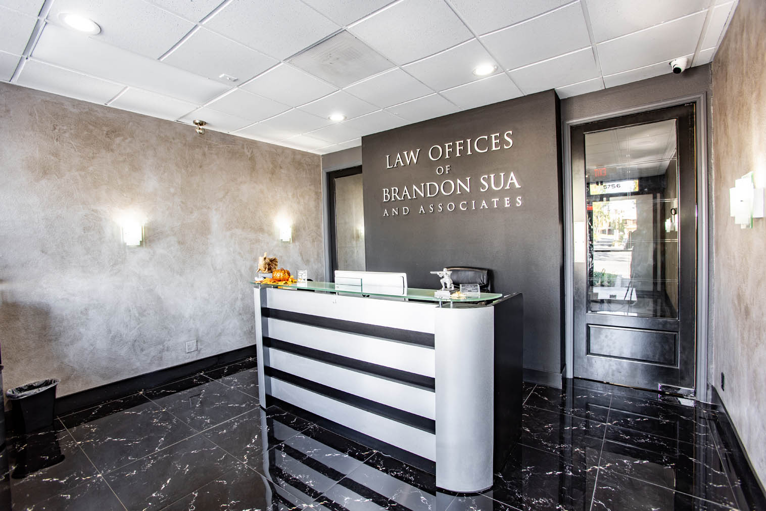 Law Offices of Brandon Sua & Associates Simi Valley,  Office