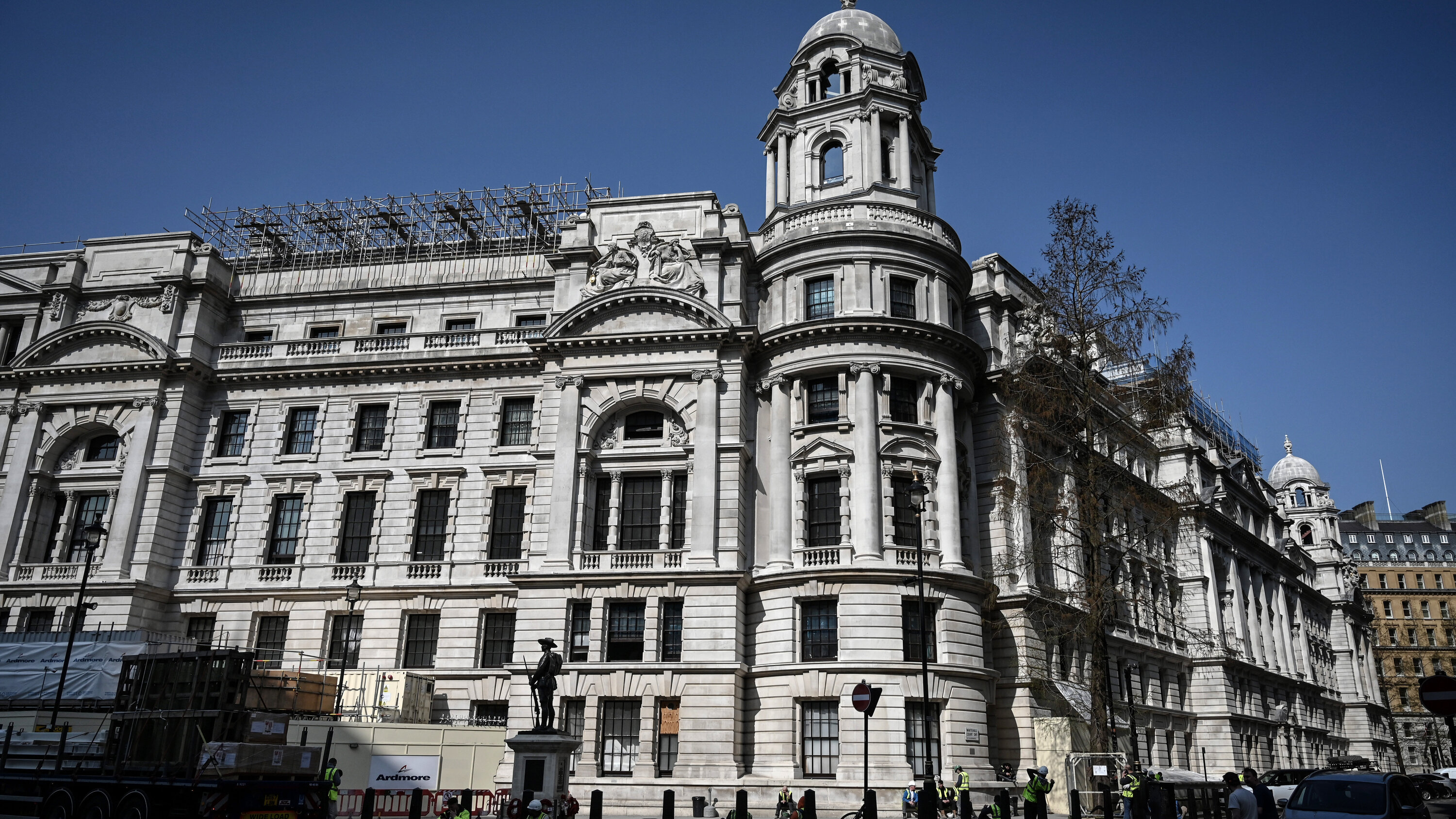 White & Black Old Chalford, United Kingdom Office
