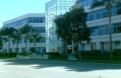 The Law Offices of Larry A. Helfman Torrance,  Office