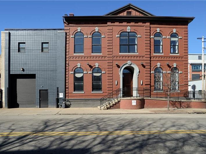 Zacharia Brown Bethel Park, United States Office