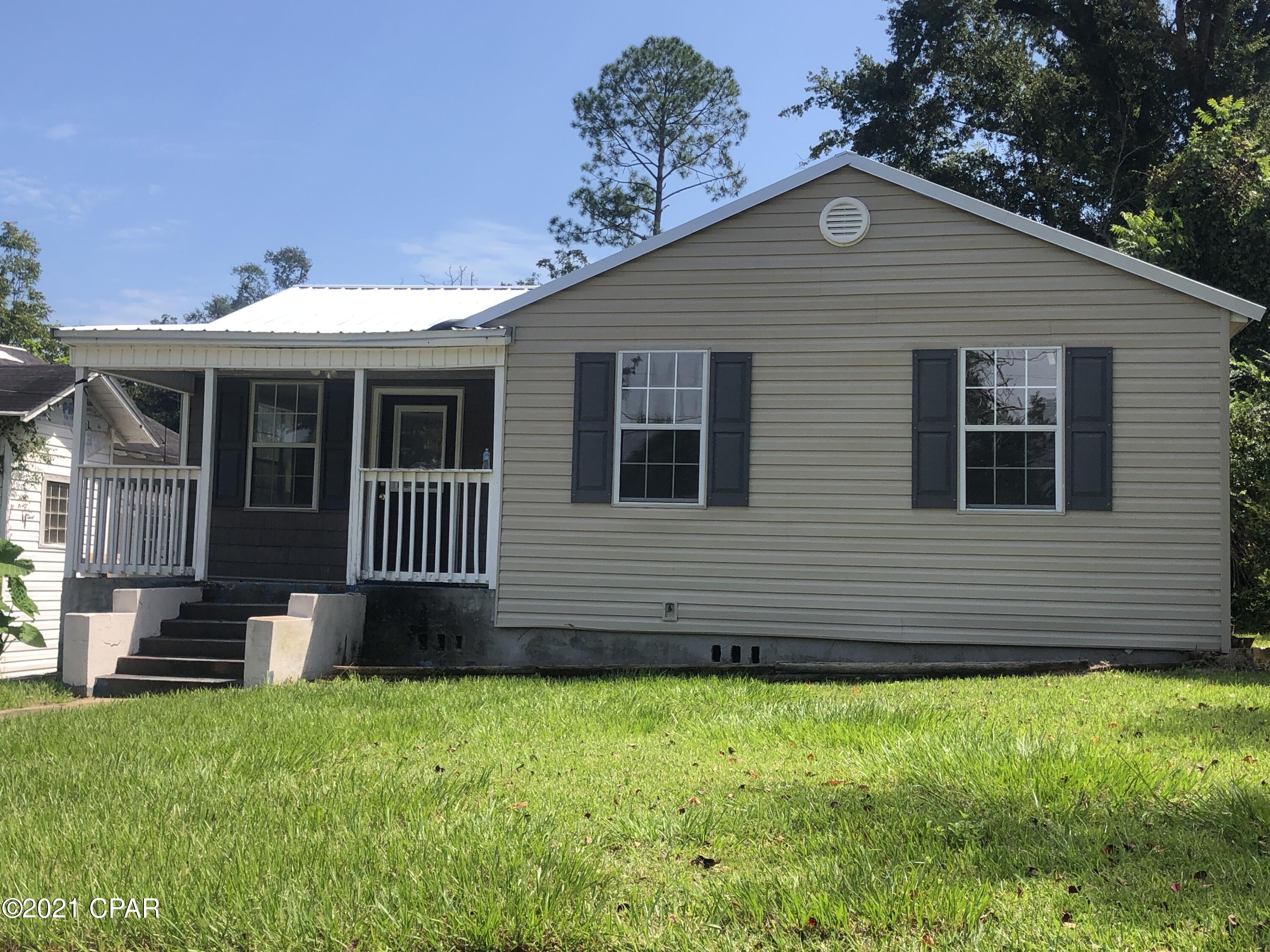 Wynn Law Firm Marianna,  Office