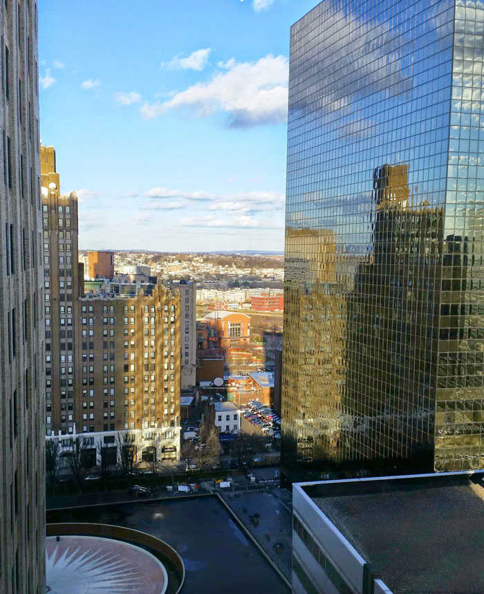 Cesar Martin Estela, Esq Newark,  Office